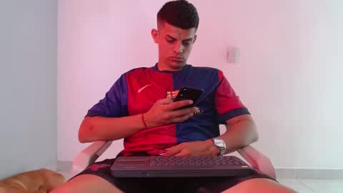 Snapshot of alpha_pprs chatting on January 15, 8:16 pm Alpha pprs online show from January 15, 8:16 pm