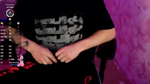 Snapshot of alpha_wolf0 chatting on November 17, 12:55 pm alpha_wolf0 online show from November 17, 12:55 pm