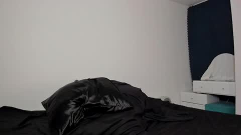 Jay and  Velvet online show from June 7, 3:43 am