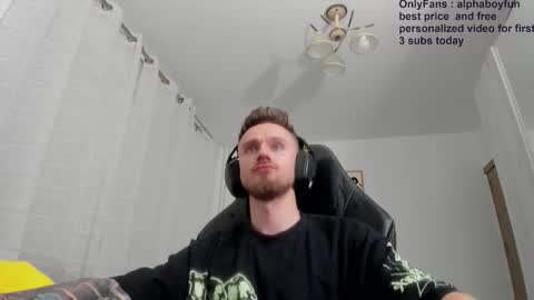 Snapshot of alphaboyfun chatting on October 9, 2:15 pm Andi online show from October 9, 2:15 pm