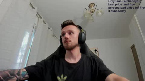 Snapshot of alphaboyfun chatting on October 11, 2:15 pm Andi online show from October 11, 2:15 pm