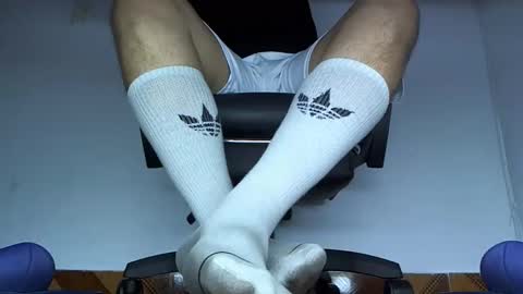 Snapshot of alphacashmaster8 chatting on April 10, 3:39 pm MASTER FINDOM DRAIN... online show from April 10, 3:39 pm