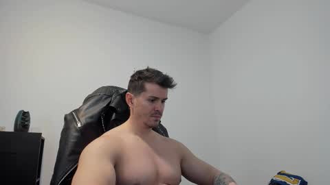 LeatherMaster online show from November 11, 8:25 am