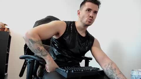 LeatherMaster online show from August 8, 12:18 pm