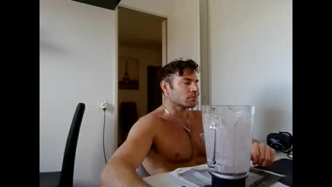 alphah_hunk online show from April 1, 10:27 am