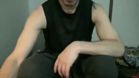 Snapshot of alphajosh chatting on March 22, 11:52 pm alphajosh online show from March 22, 11:52 pm