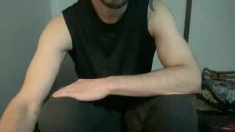 Snapshot of alphajosh chatting on April 7, 1:28 am alphajosh online show from April 7, 1:28 am