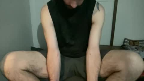 Snapshot of alphajosh chatting on April 11, 12:04 am alphajosh online show from April 11, 12:04 am