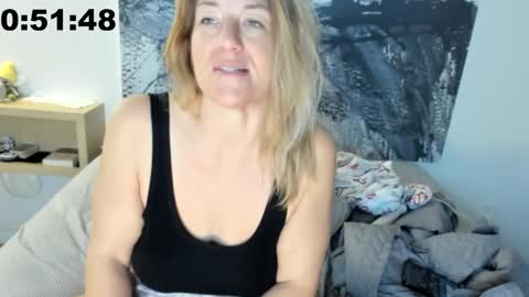 Snapshot of alphakittyxxx chatting on January 29, 3:22 am Shelby or if you want to make me purr just call me Kitten online show from January 29, 3:22 am