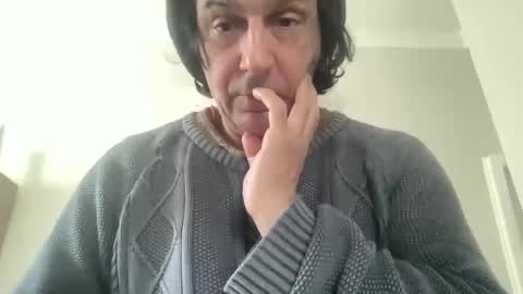 Snapshot of alphandre chatting on January 27, 6:41 am AlphAndre online show from January 27, 6:41 am