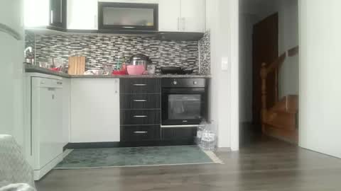 Snapshot of alphandre chatting on March 6, 1:24 pm AlphAndre online show from March 6, 1:24 pm