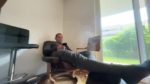 Snapshot of alpsxsiberia chatting on May 8, 9:25 am Dan Nati online show from May 8, 9:25 am
