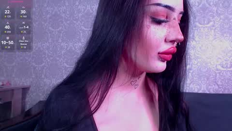 Alter online show from November 6, 6:42 pm