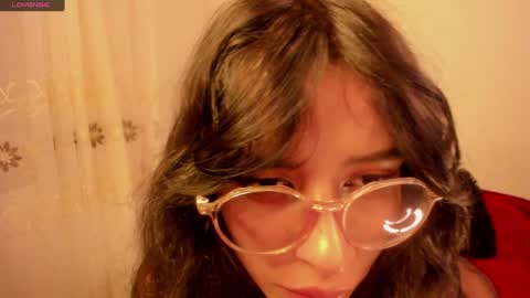 . .  online show from December 8, 11:19 pm