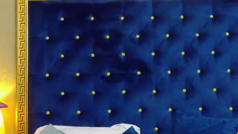 Alura Jenson online show from September 15, 6:19 pm