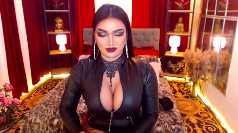 Alura Jhenson online show from December 19, 8:13 pm