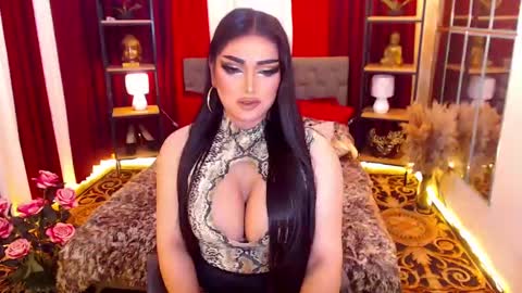Alura Jhenson online show from December 27, 7:03 pm