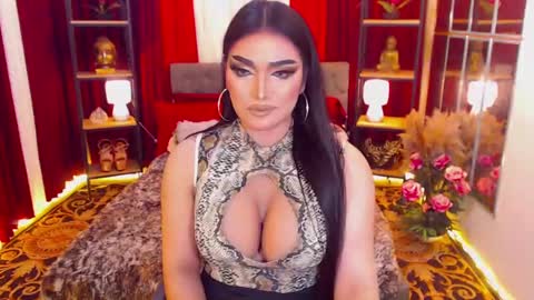 Alura Jhenson online show from January 9, 11:14 am