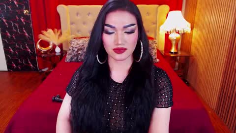 Snapshot of alurajhenson chatting on October 20, 9:37 pm Alura Jhenson online show from October 20, 9:37 pm