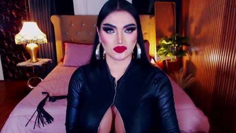 Alura Jhenson online show from April 4, 10:24 am