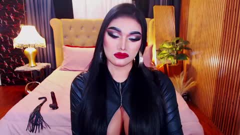 Alura Jhenson online show from April 13, 10:32 am