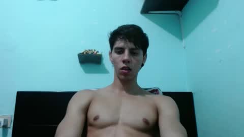 alvarodancer online show from October 8, 2:25 pm