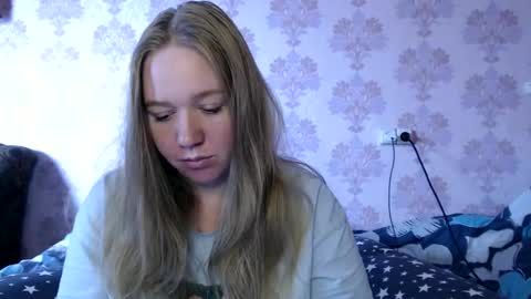 Snapshot of alya764770 chatting on July 9, 8:29 am alya764770 online show from July 9, 8:29 am
