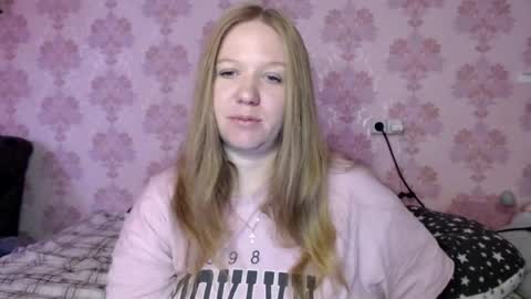 Snapshot of alya764770 chatting on July 21, 2:14 am alya764770 online show from July 21, 2:14 am