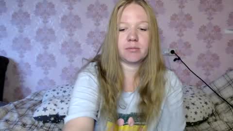 Snapshot of alya764770 chatting on July 22, 3:20 am alya764770 online show from July 22, 3:20 am