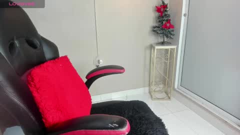 alya collins online show from December 9, 3:44 pm