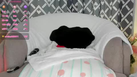 Snapshot of alyjonesoficiall_ chatting on May 12, 6:27 pm Aly Instg oficial alyjones Lush and Domi love toys are on online show from May 12, 6:27 pm