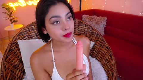 alyn online show from February 23, 3:40 pm
