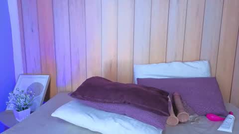 alysha_xia_ online show from February 24, 3:59 am