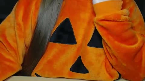 Alyss Skye online show from October 5, 1:48 am
