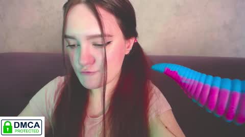 Snapshot of alyssa__scarlet chatting on October 23, 8:57 am Alyssa online show from October 23, 8:57 am