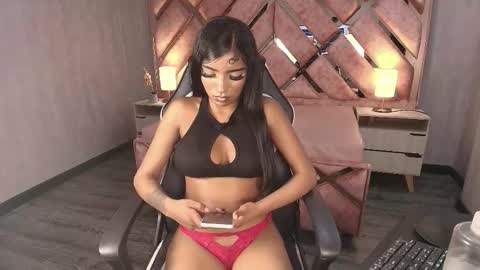 Alyssa  online show from December 17, 8:48 pm