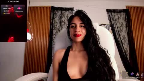 alyssabeauty_ online show from March 3, 8:59 pm