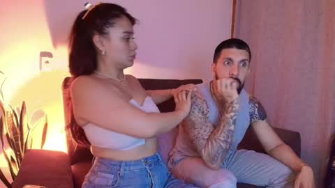 Snapshot of alyssia_wolds_1 chatting on May 14, 1:23 am alyssia wolds online show from May 14, 1:23 am