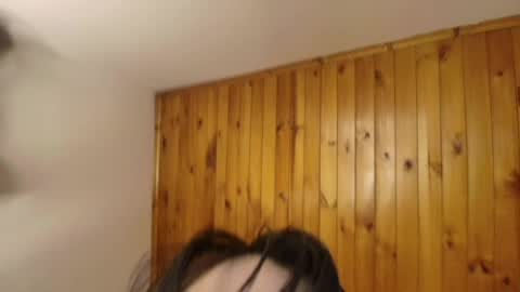 Snapshot of alyssia_wolds_1 chatting on May 17, 1:47 am alyssia wolds online show from May 17, 1:47 am