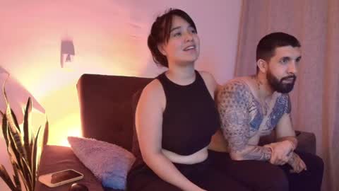 Snapshot of alyssia_wolds_1 chatting on May 18, 1:56 am alyssia wolds online show from May 18, 1:56 am