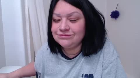 Alyssiaamorexo online show from December 28, 4:09 pm