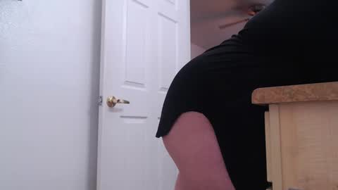Alyssiaamorexo online show from February 14, 9:53 pm