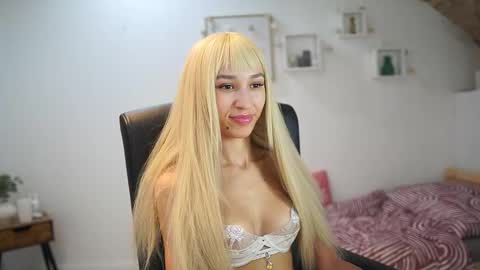 Amai  Liu online show from September 9, 6:18 pm