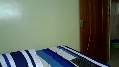 amala01 online show from March 17, 2:09 pm