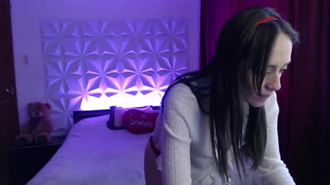 Amalett online show from October 8, 1:20 pm