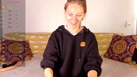 Amalia online show from October 19, 8:04 am