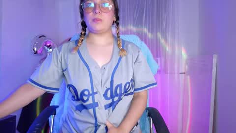 Amalia Im Back See you soon this January 7 at 10 pm Colombia time online show from December 20, 1:34 am