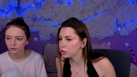 Snapshot of amalialowell chatting on March 19, 8:35 pm Amalia online show from March 19, 8:35 pm