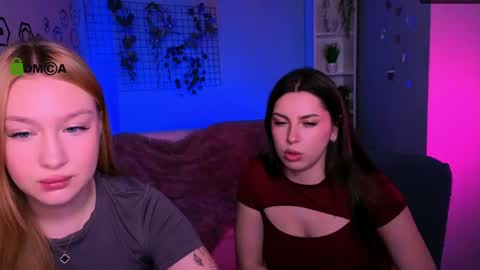 Snapshot of amalialowell chatting on March 24, 8:25 pm Amalia online show from March 24, 8:25 pm