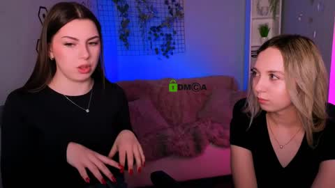 Snapshot of amalialowell chatting on March 28, 8:08 pm Amalia online show from March 28, 8:08 pm